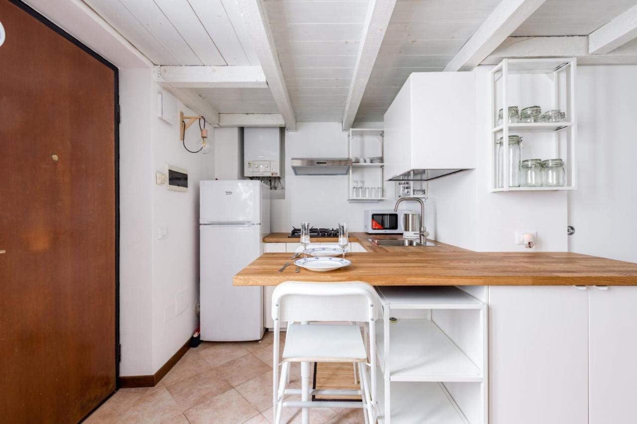 New! Studio Apt 700M From Corso Lodi! มิลาน ภายนอก รูปภาพ